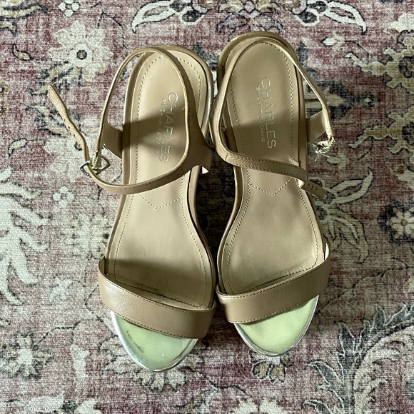 Charles by Charles David wedges - Picture 2 of 8